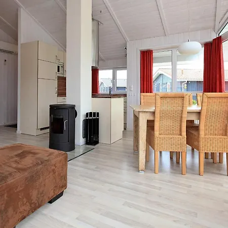 6 Person In Vakantiehuis Grömitz
